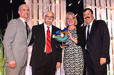 Photo of jim Hagen, Larry Rohrer, Julie Overgaard and Lt. Governor Michels