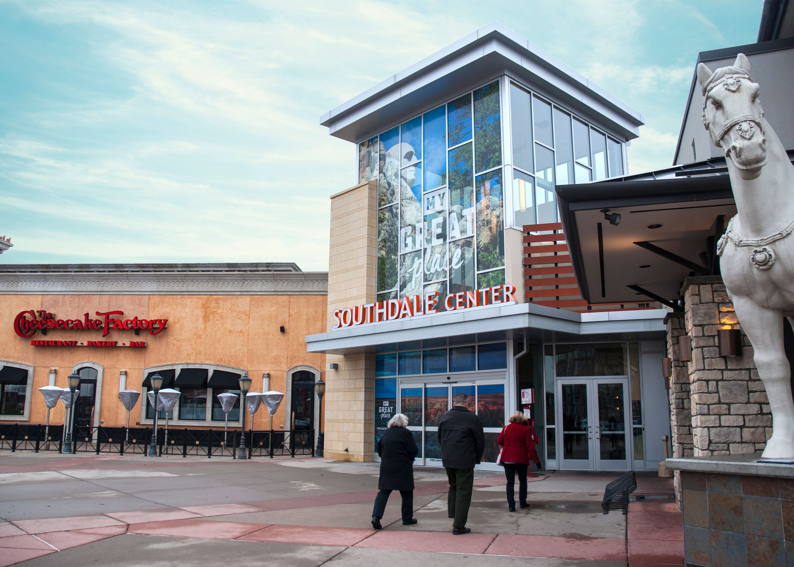 South Dakota Tourism 2017 Southdale Mall Entrance One Creative